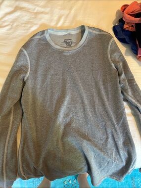 Patagonia Heather Gray Men's Crewneck Long Sleeve